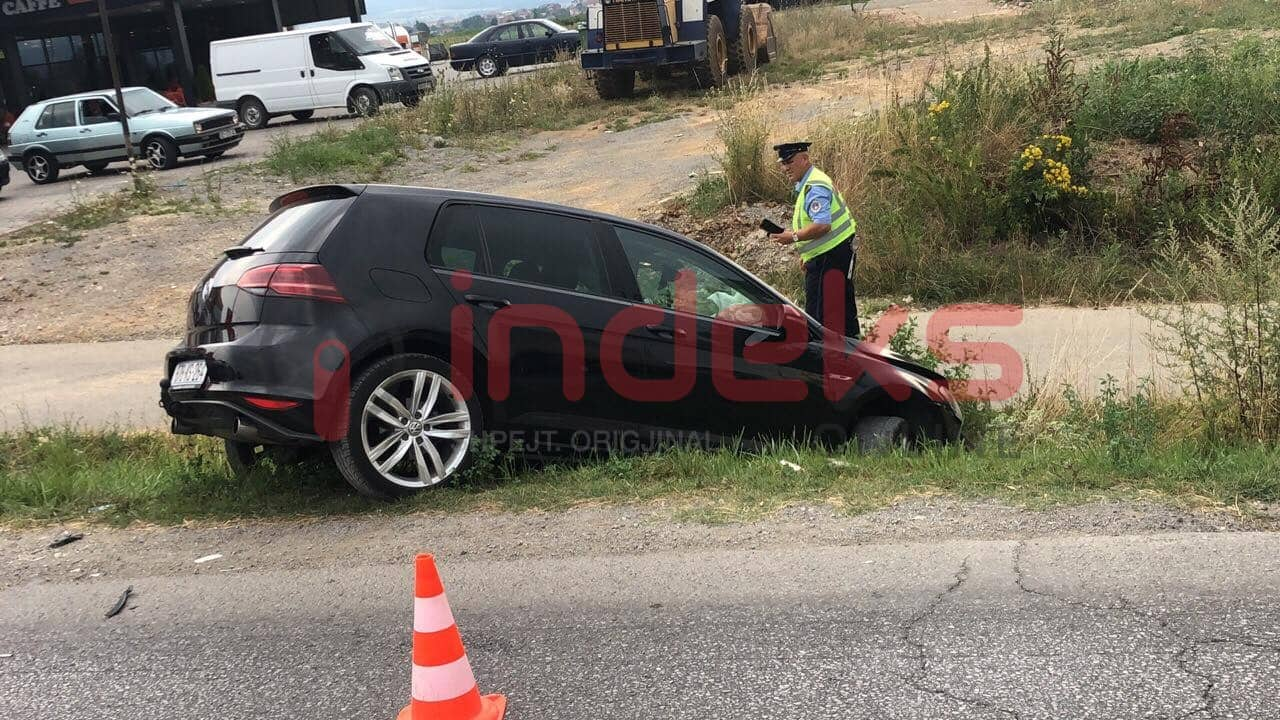 Aksident trafiku në magjistralen Prishtinë Podujevë lëndohen dy