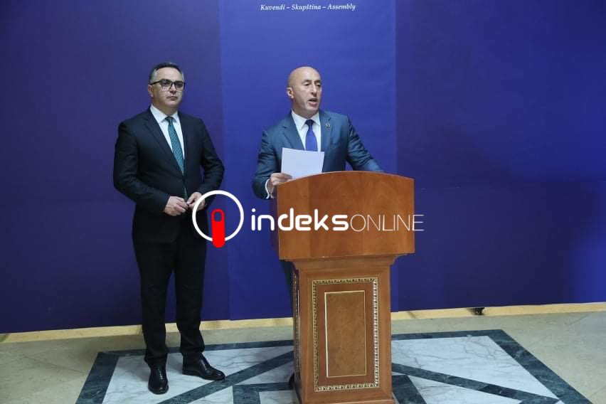 Haradinaj Paga minimale neto të jetë 370 euro qysh sot të kalojë