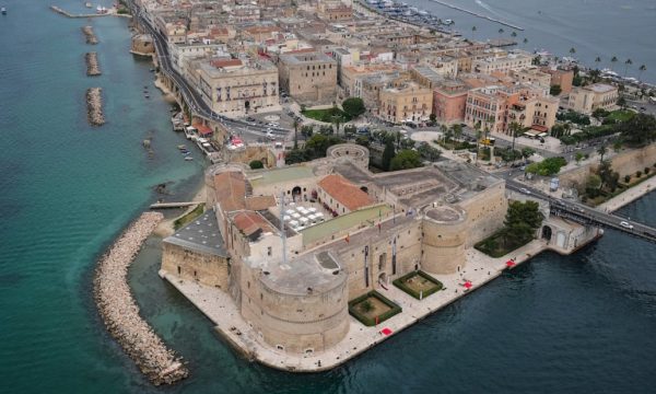 http___cdn.cnn_.com_cnnnext_dam_assets_210827161008-01-taranto-italy-tourism-600x360-1.jpg