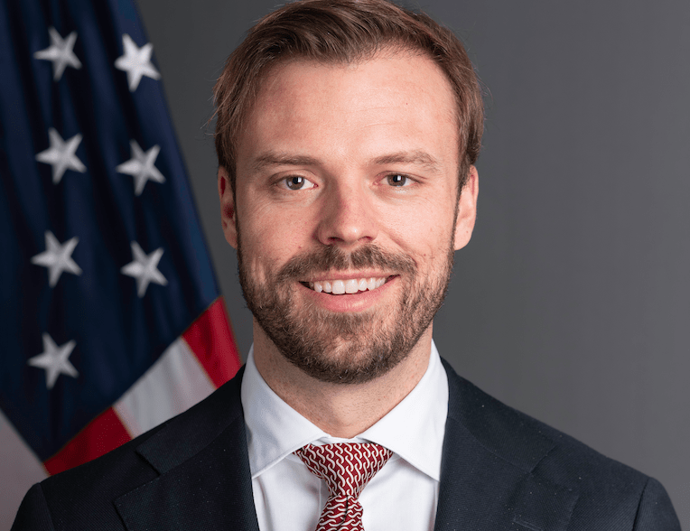 Kosova sërish në fokus  zyrtari i lartë i Administratës Trump vjen edhe në Prishtinë