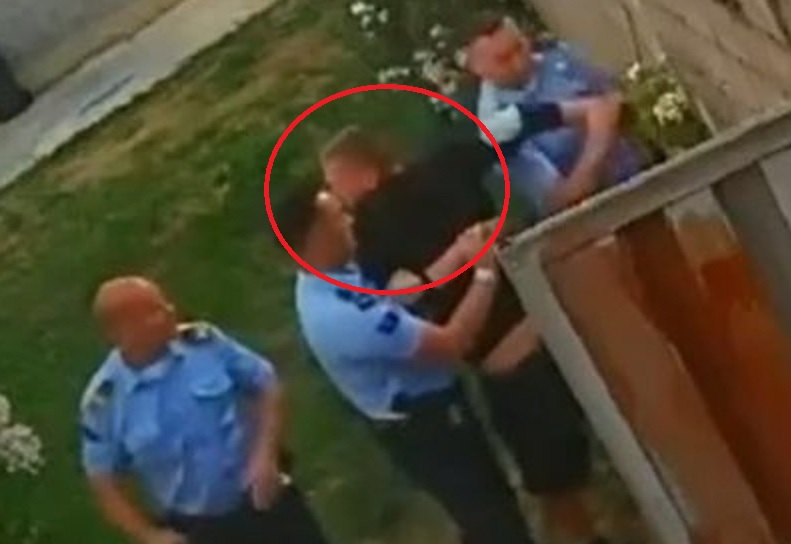 personi-i-rrahur-nga-policia-ne-kline-urdherohet-te-vuaje-denim-me-burg-avokati-ngre-dyshime-per-nderlidhje-te-rasteve