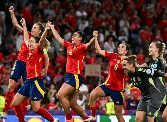 Spanja pa probleme ndaj Zvicrës  kalon në gjysëmfinale të Kampionatit Evropian