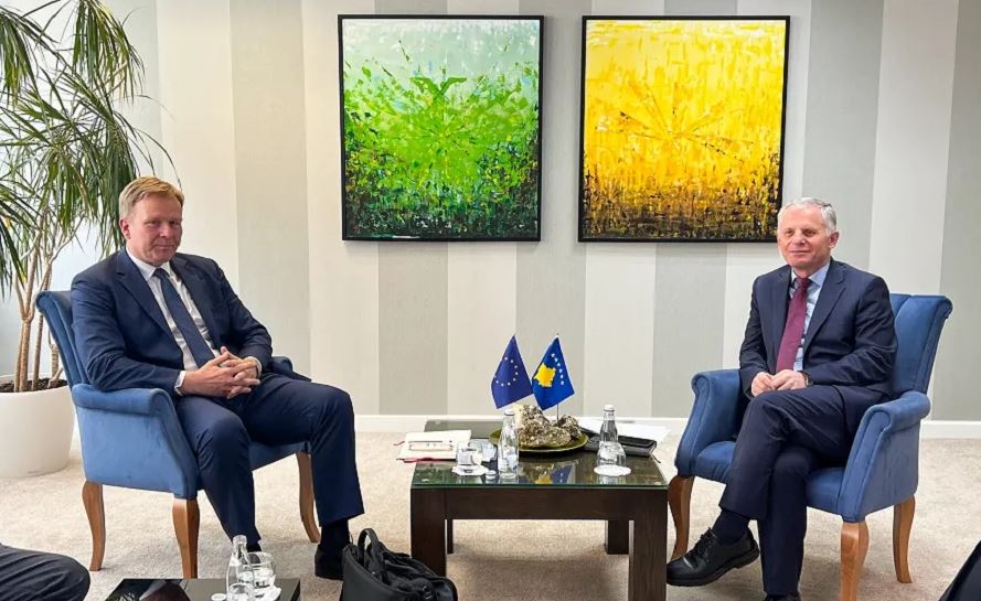 Shkelja e të drejtave të shqiptarëve në Luginë  Besnik Bislimi e informon Peter Sorensenin