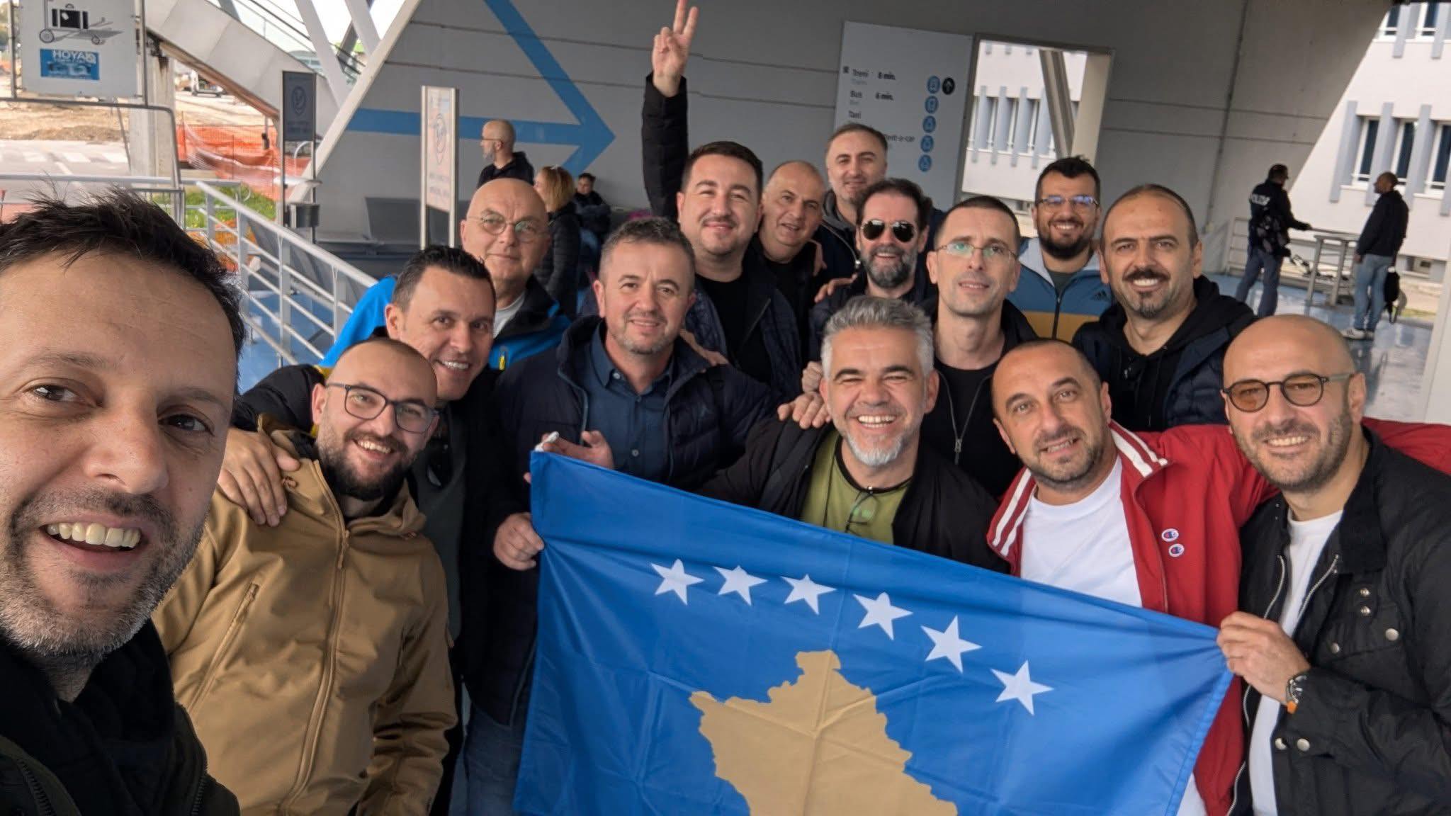 Tifozët kosovar  pushtojnë  Ljublanën  përkrahje e madhe për  Dardanët 