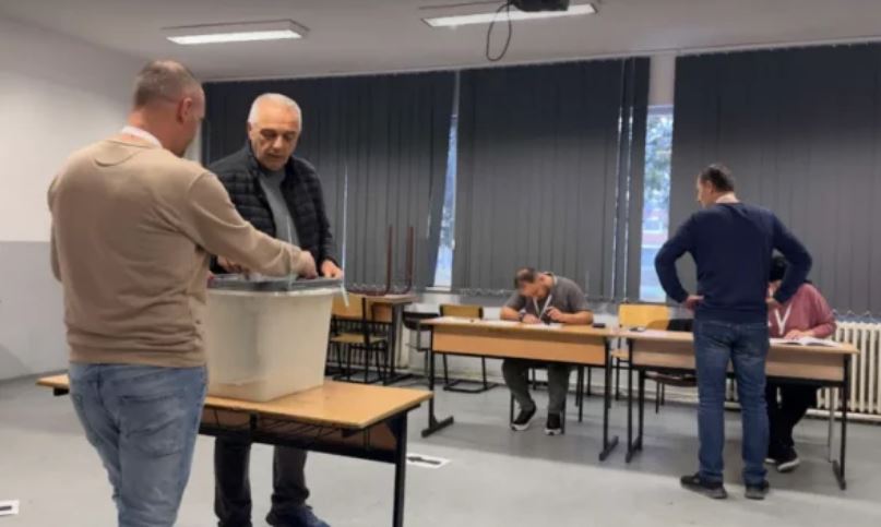 S ka votim me kusht në qendrën më të madhe të votimit në Pejë
