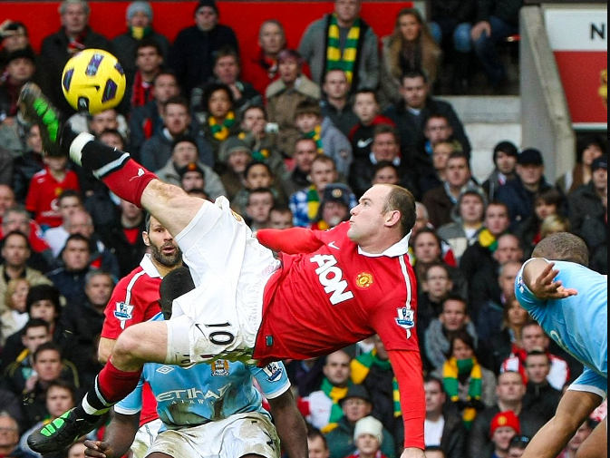 Si në kohërat e arta  Rooney rikrijon golin e famshëm  VIDEO 