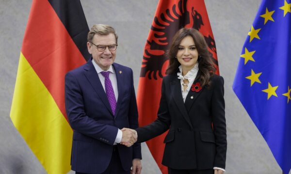 Ministri i Jashtëm gjerman pas vizitës në Shqipëri  Asnjë vend tjetër në rajon s është i orientuar më fuqishëm drejt BE së
