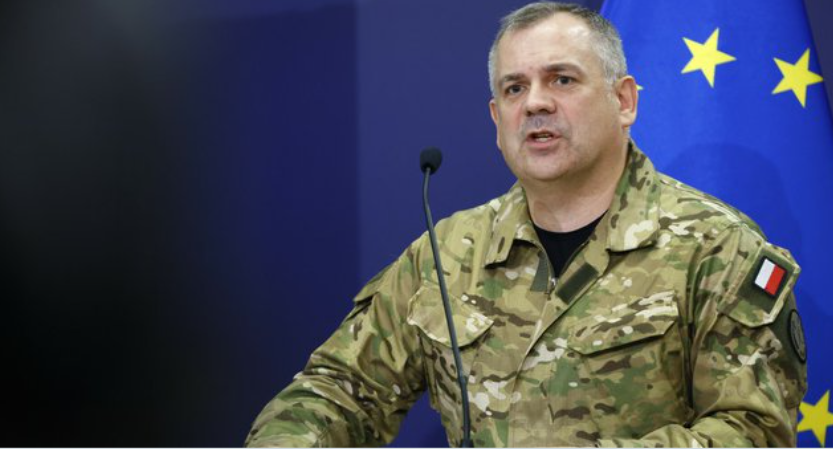 Pas Gjermanisë edhe Polonia në gatishmëri për sulmin rus  shefi i ushtrisë  Jemi tashmë në një periudhë para lufte