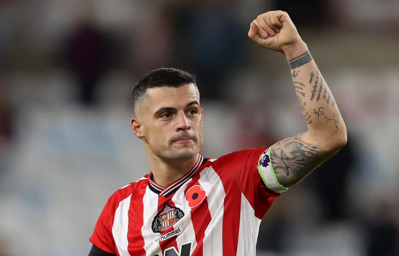 Granit Xhaka  mesfushori më i vlerësuar në Premierligë