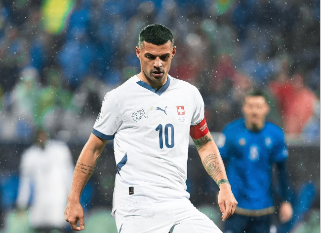 Granit Xhaka reagon përsëri pas vërshëllimave në  Fadil Vokrri   publikon një foto shoqëruar me këngë shqipe