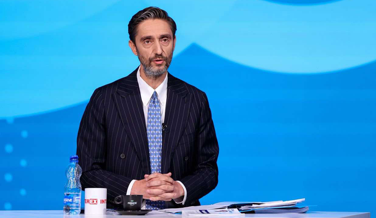 Uran Ismaili reagon pas zgjedhjes së Bedri Hamzës në krye të PDK së