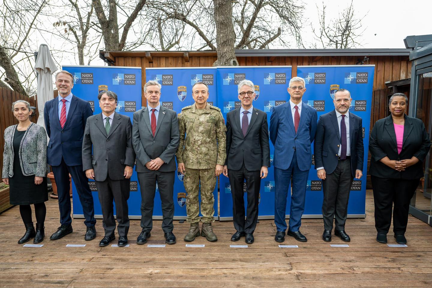 Komandanti i KFOR it takon diplomatët  flasin për sigurinë