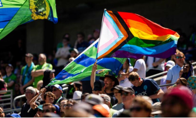  Ndeshja e Krenarisë  në Botëror  që përfshinë dy shtetet që kanë ligje anti LGBTQ 