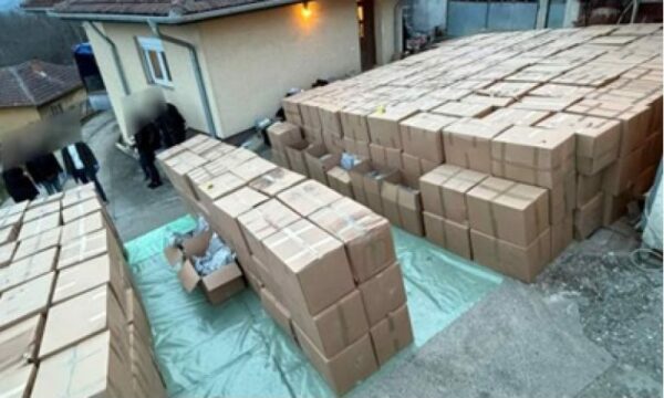 Kapja rekorde e disa tonëve marijuanë në Serbi bëhet lajm në mediat ndërkombëtare