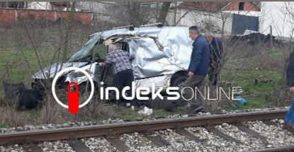 This image has an empty alt attribute; its file name is Capture-102.jpg