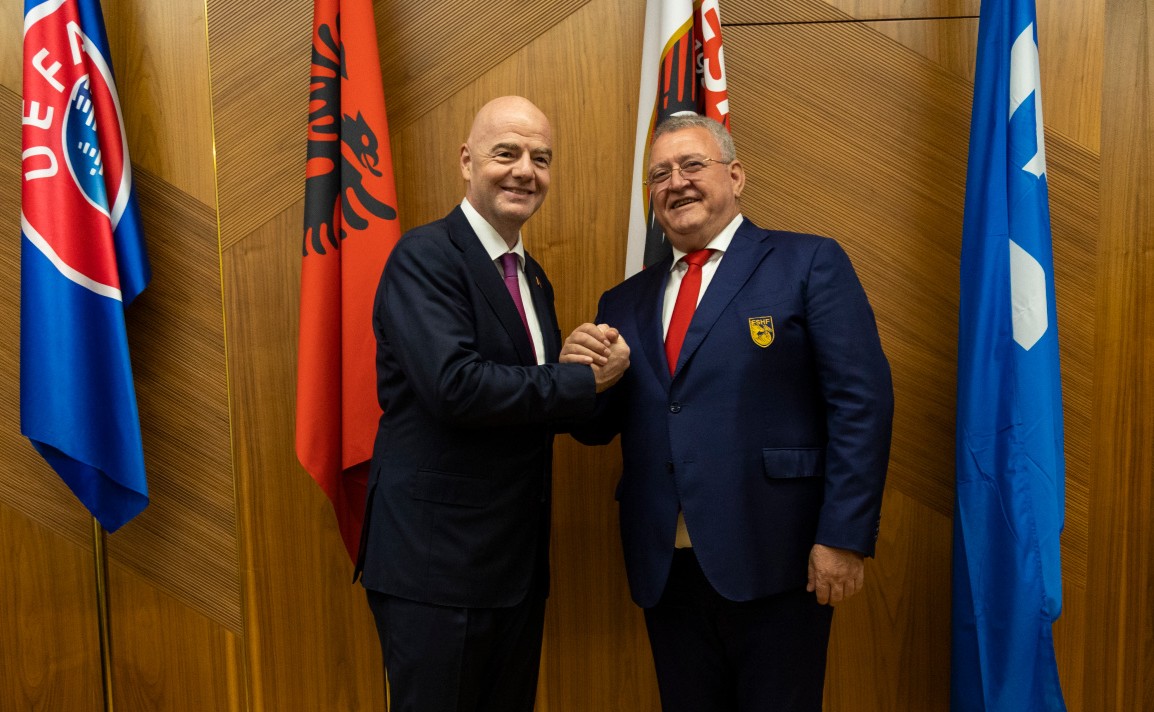 presidenti-i-fifa-s-kerkon-ndihme-nga-trump-pa-pergjigje