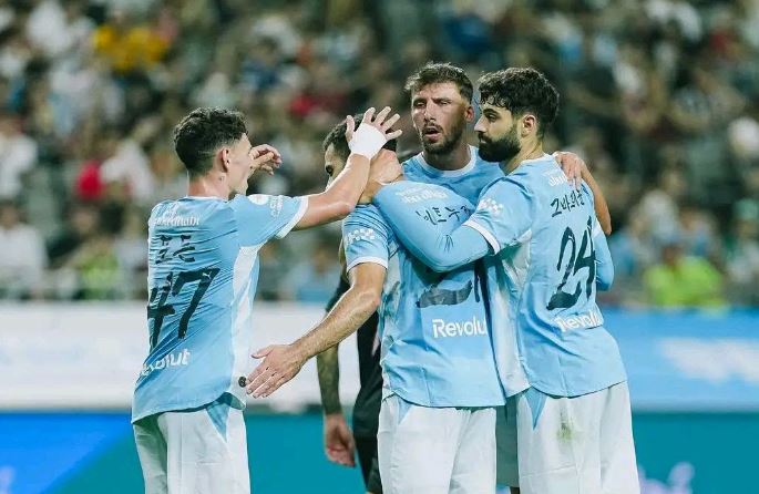 Manchester City po mendon për të gjetur pasardhësin e Rodrit  interesohet për yllin e Premierligës